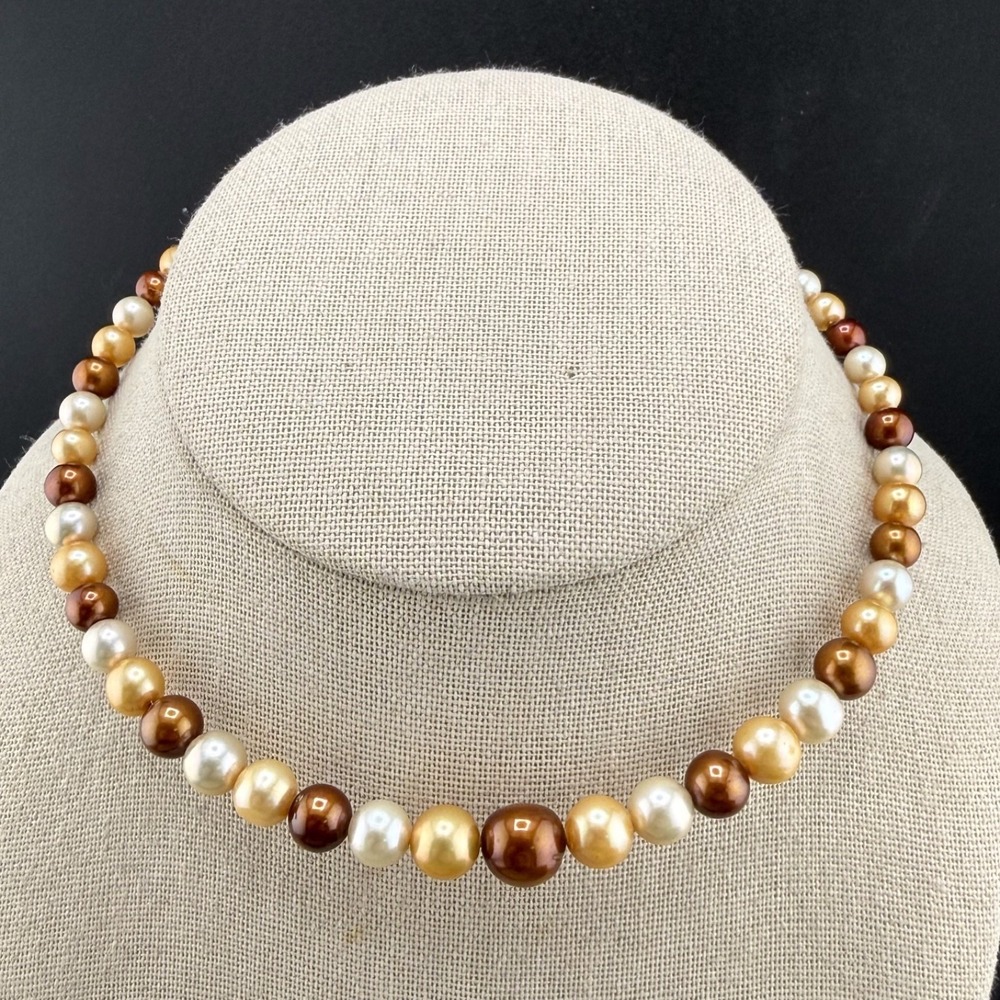 Vintage World Wide Imports VVV  Necklace Pearl‎ Wrap 14"